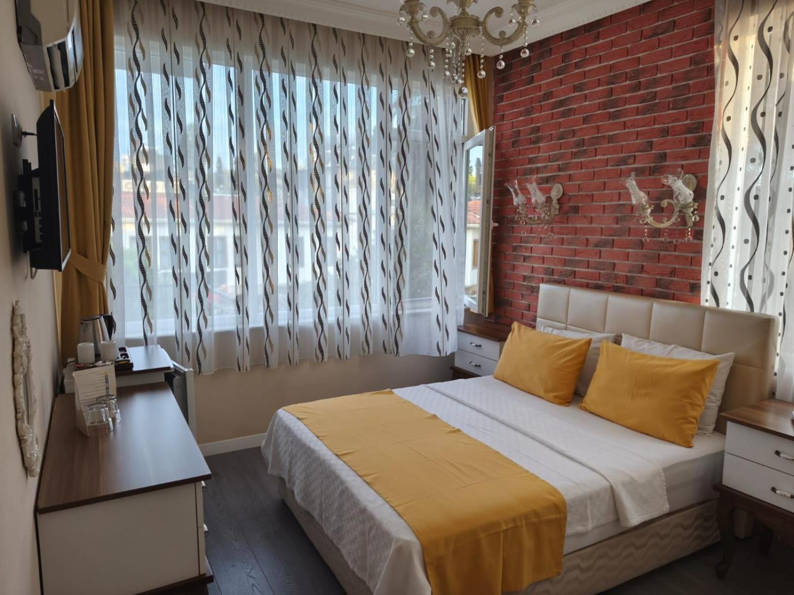 Ozmen Old Town Kaleici Adult Only Hotel